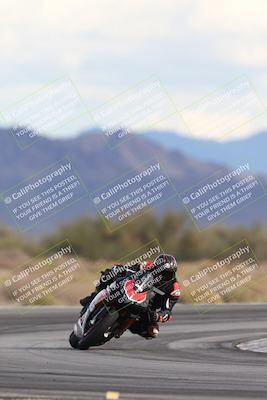 media/Nov-16-2025-Race Pace (Sun) [[8c5fa54630]]/Non Verified Riders (1st 20 Minutes)/5-Turn 15 (110pm)/